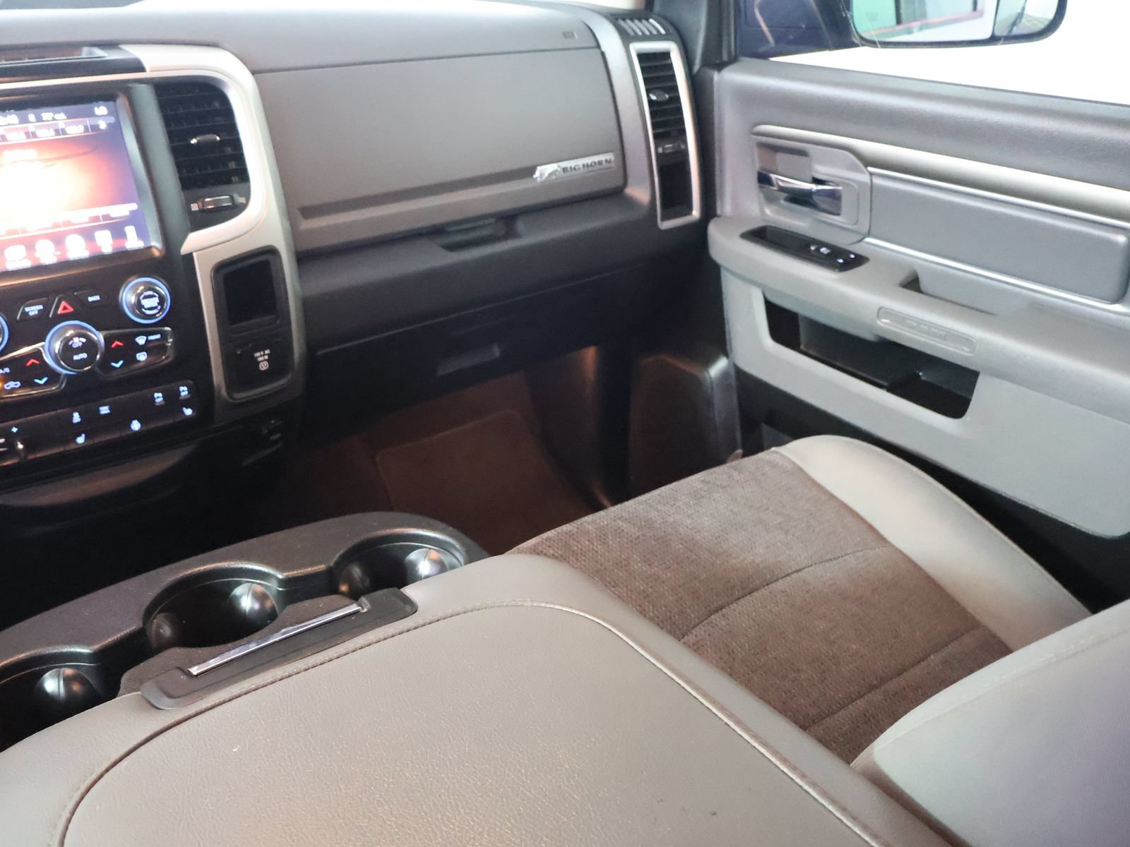 Used 2017 RAM 1500 Big Horn AWD/4WD image 31