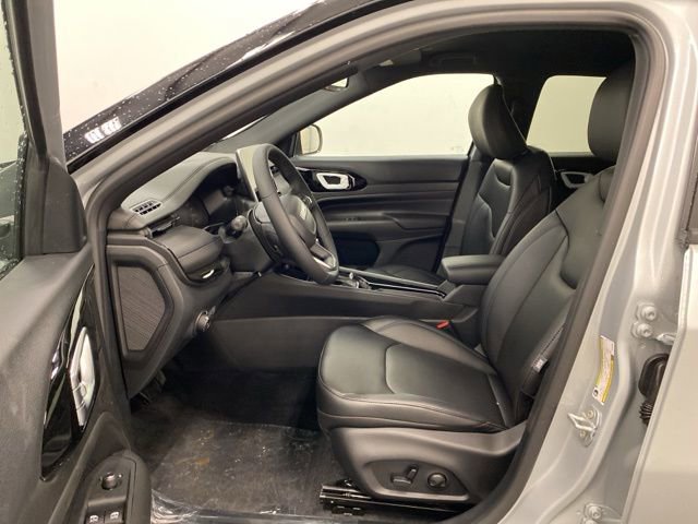 Used 2026 Jeep Compass Limited image 8