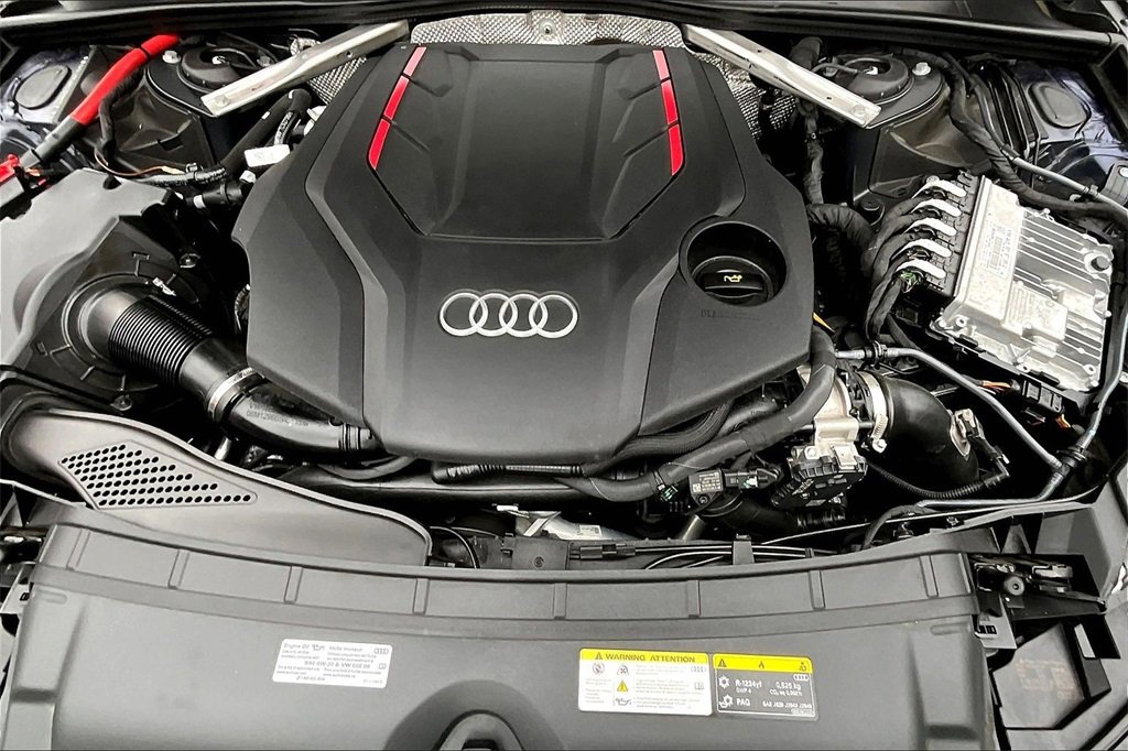 Used 2023 Audi S4 Premium Plus image 30
