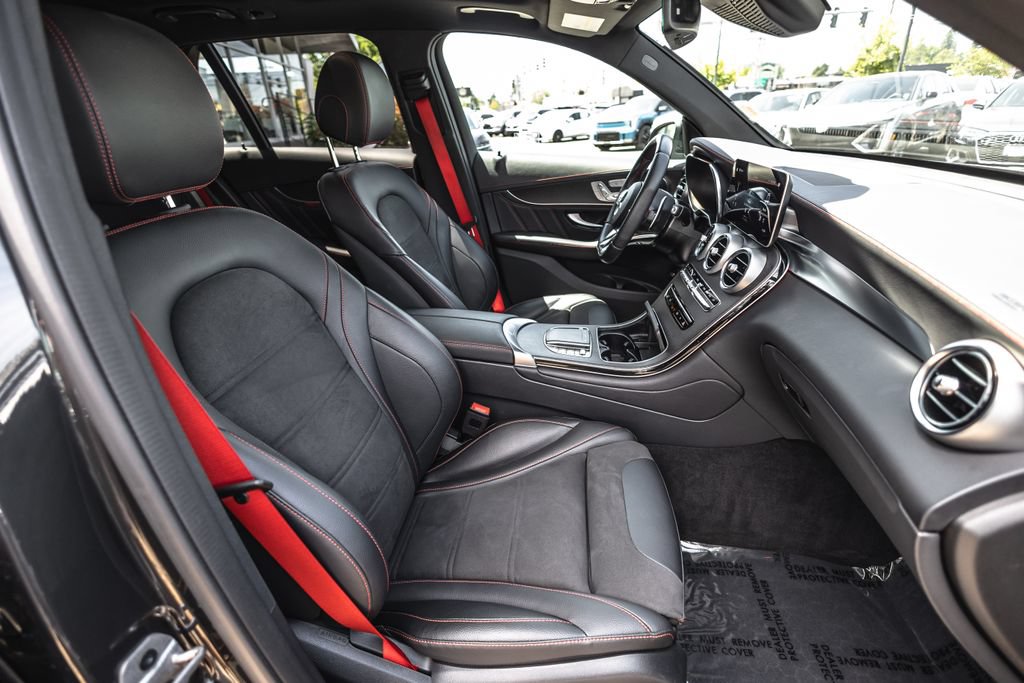 Used 2022 Mercedes-Benz GLC 43 AMG 4MATIC image 25