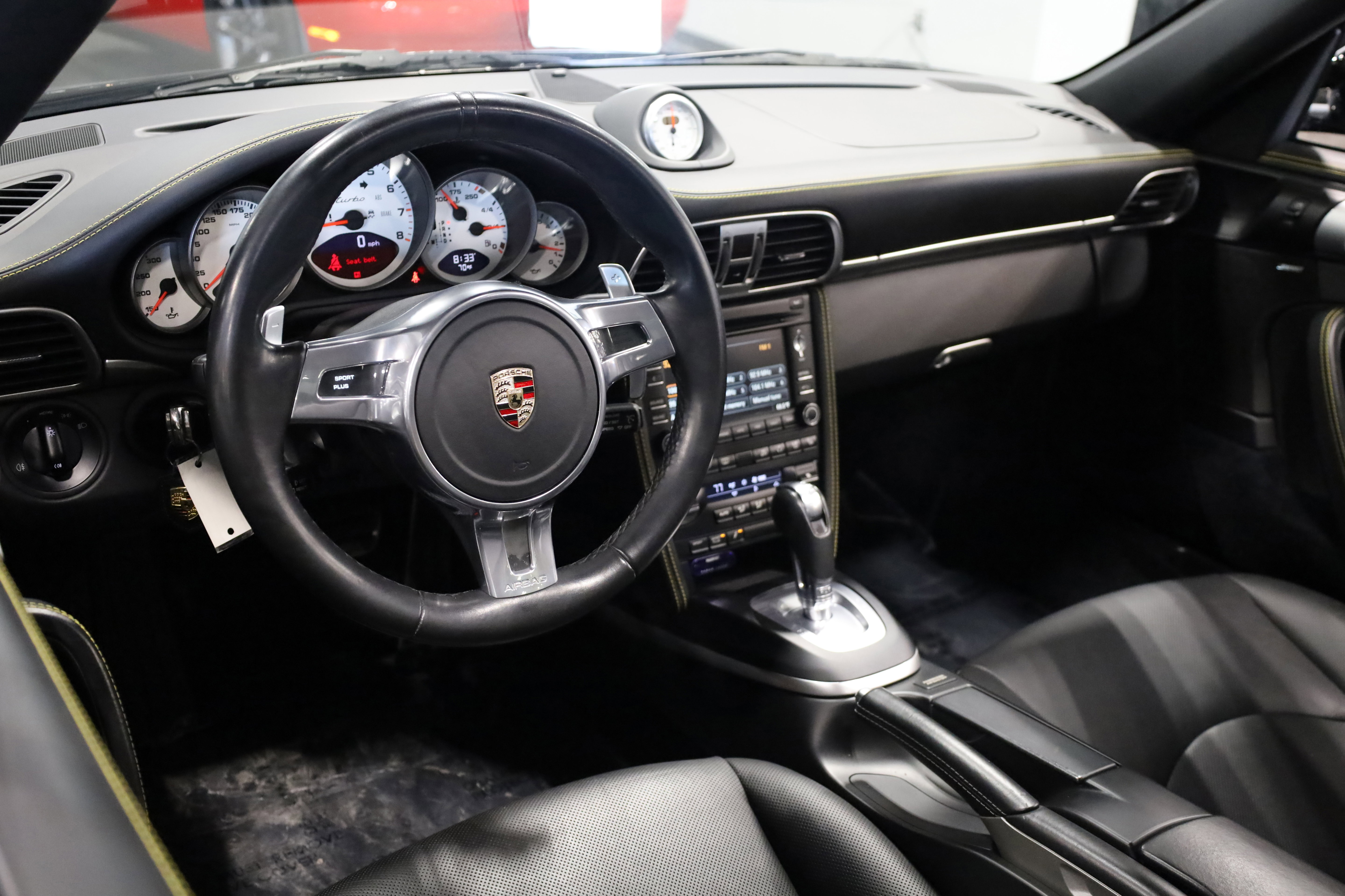 Used 2011 Porsche 911 Turbo image 34