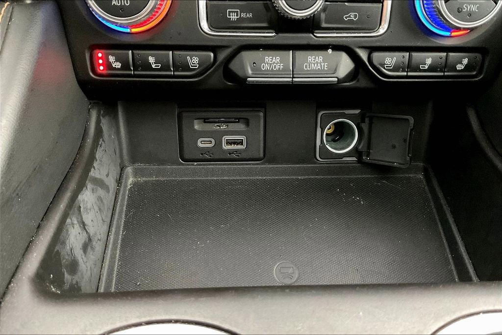 Used 2021 GMC Yukon XL AT4 w/ AT4 Premium Package image 18