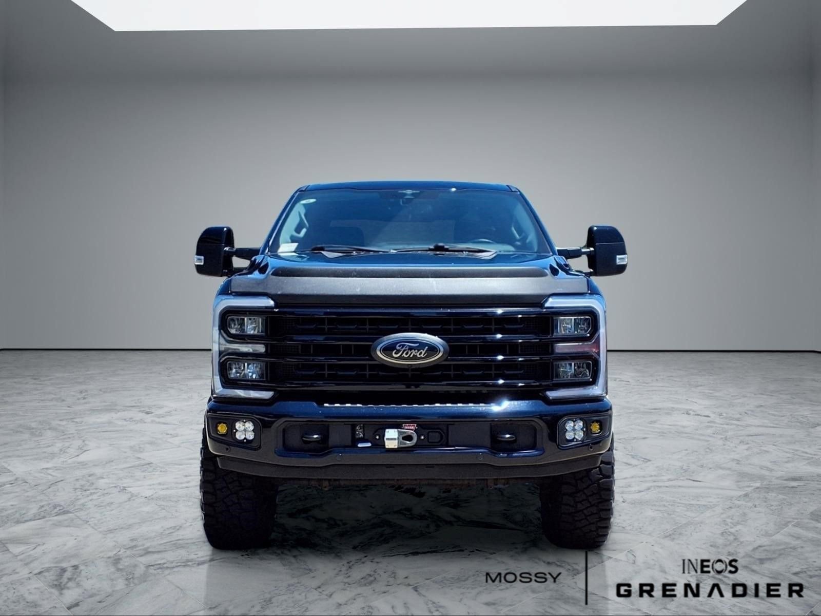 Used 2023 Ford F250 Lariat w/ Lariat Ultimate Package AWD/4WD image 3