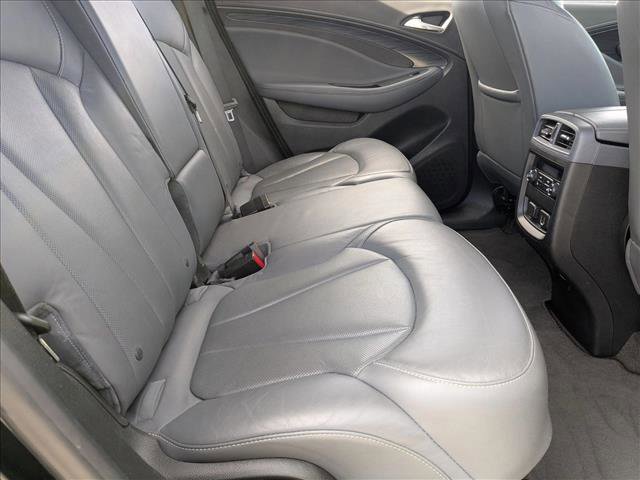 Used 2020 Buick Envision Premium image 18