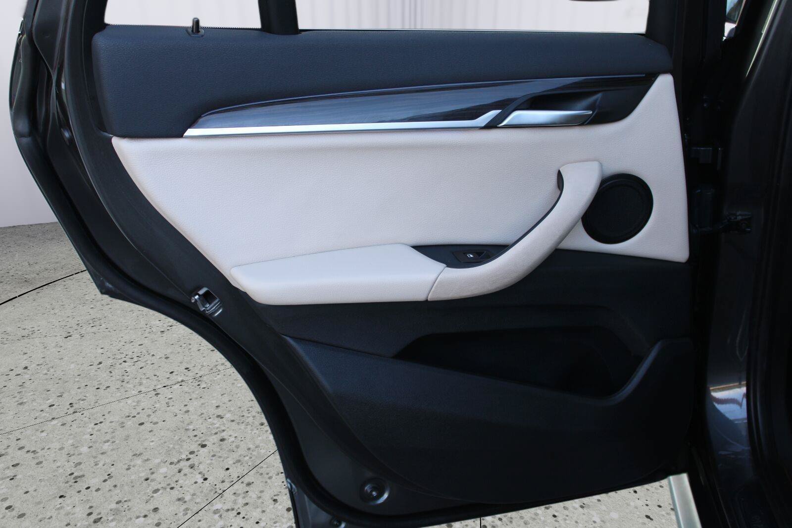 Used 2020 BMW X1 sDrive28i w/ Convenience Package FWD image 45