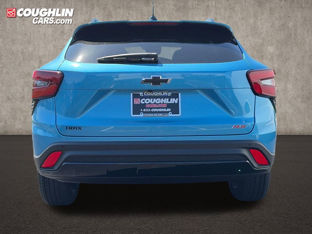 New 2026 Chevrolet Trax RS w/ Sunroof Package FWD image 4