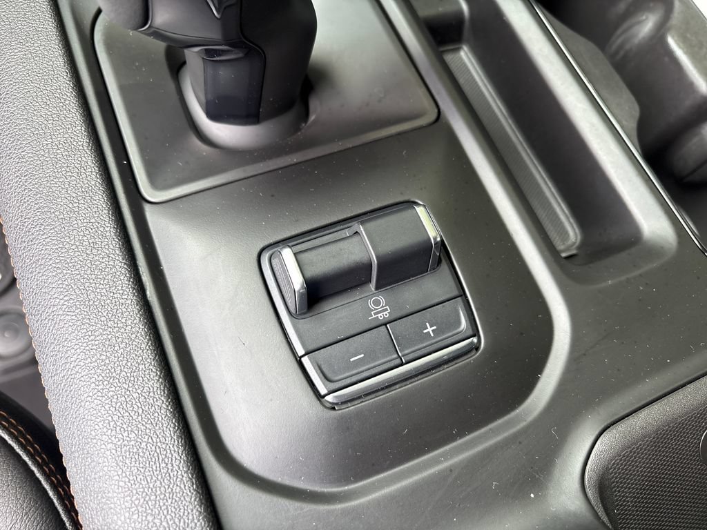 Certified 2024 GMC Sierra 1500 AT4 w/ Technology Package AWD/4WD image 35