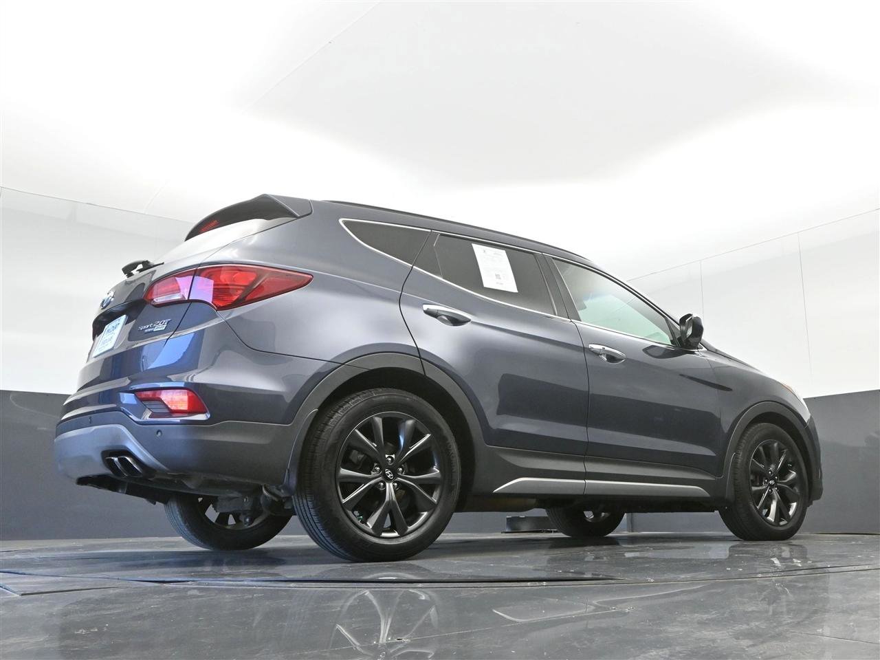 Used 2018 Hyundai Santa Fe Sport image 33