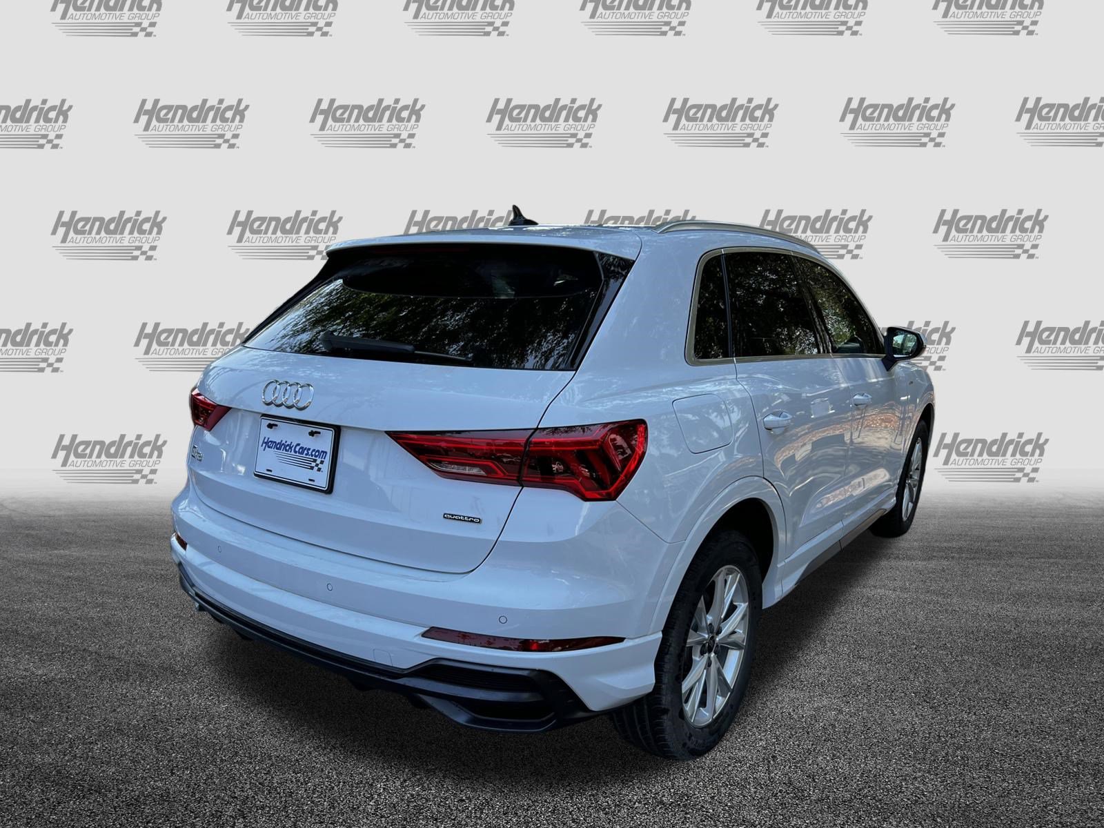 Used 2022 Audi Q3 2.0T Premium Plus AWD/4WD image 9