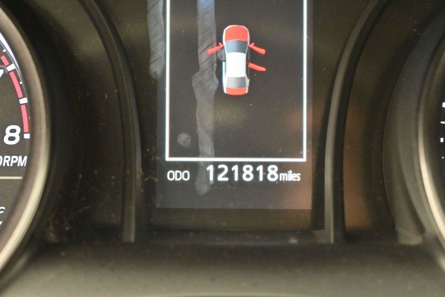 Used 2021 Toyota Camry SE FWD image 18