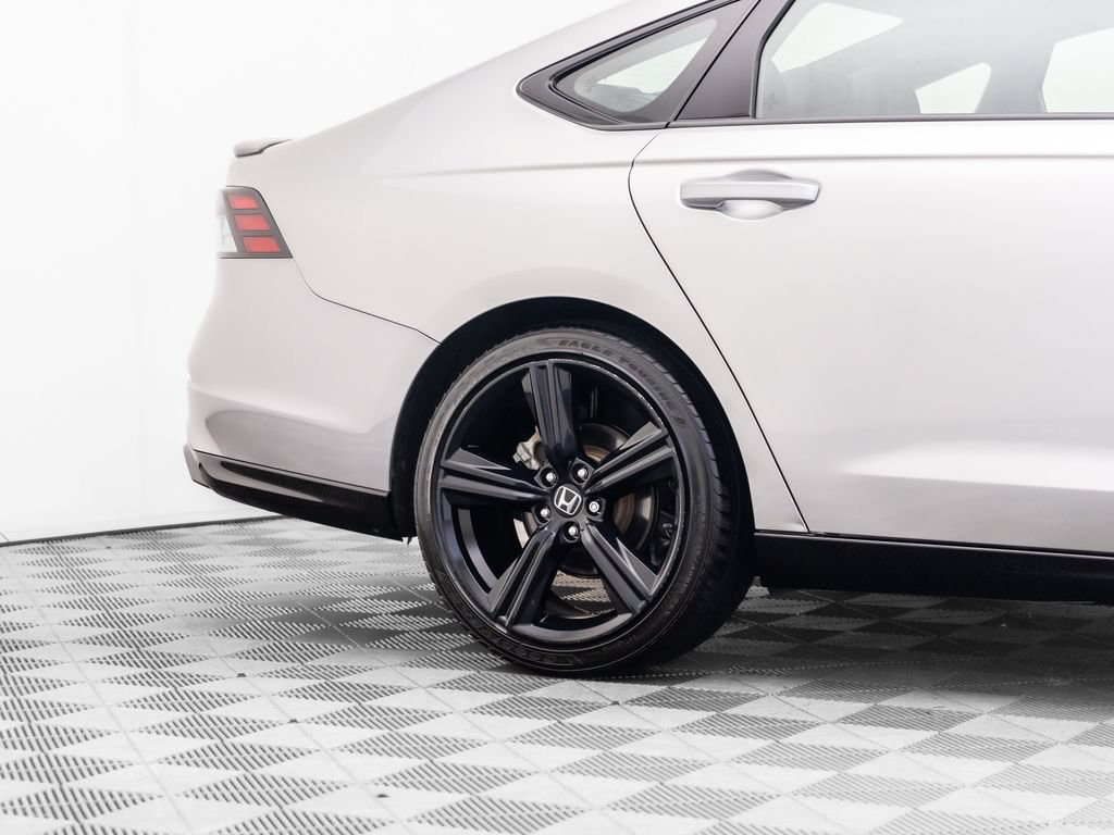 Used 2024 Honda Accord Sport image 35
