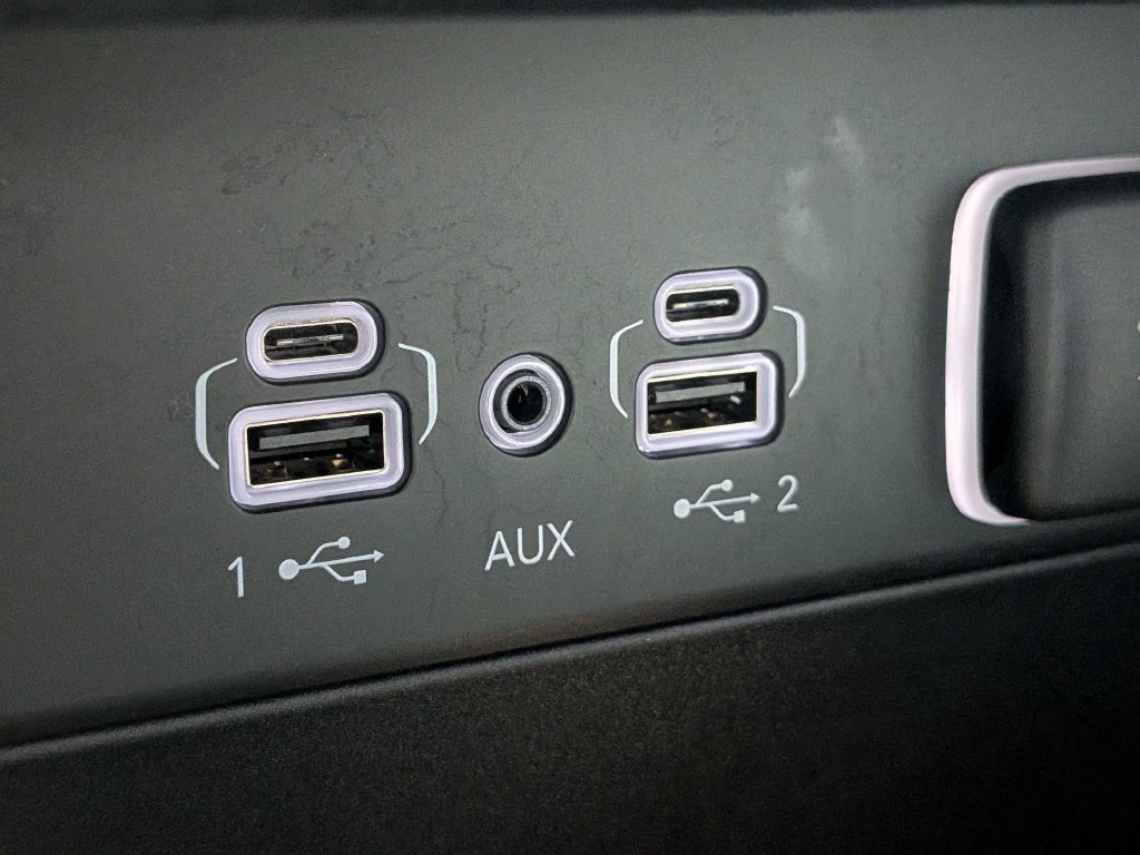 Used 2026 Jeep Grand Cherokee L Limited w/ Limited Altitude Package RWD image 24