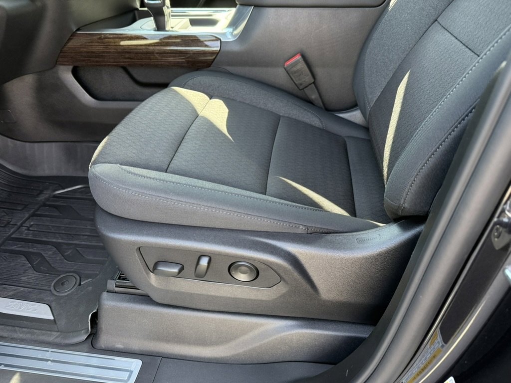 New 2026 GMC Sierra 1500 Elevation image 13