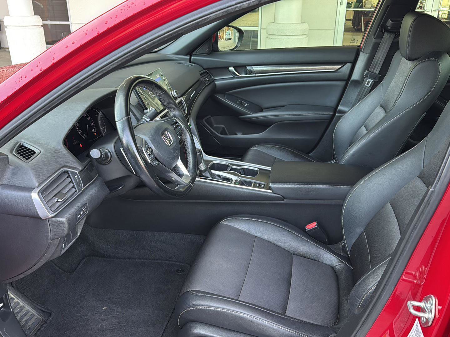 Used 2020 Honda Accord Sport image 8