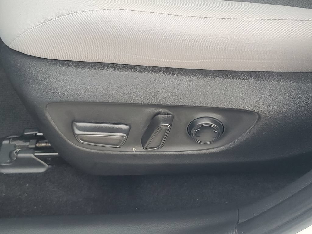 Certified 2024 Toyota RAV4 XLE FWD image 16