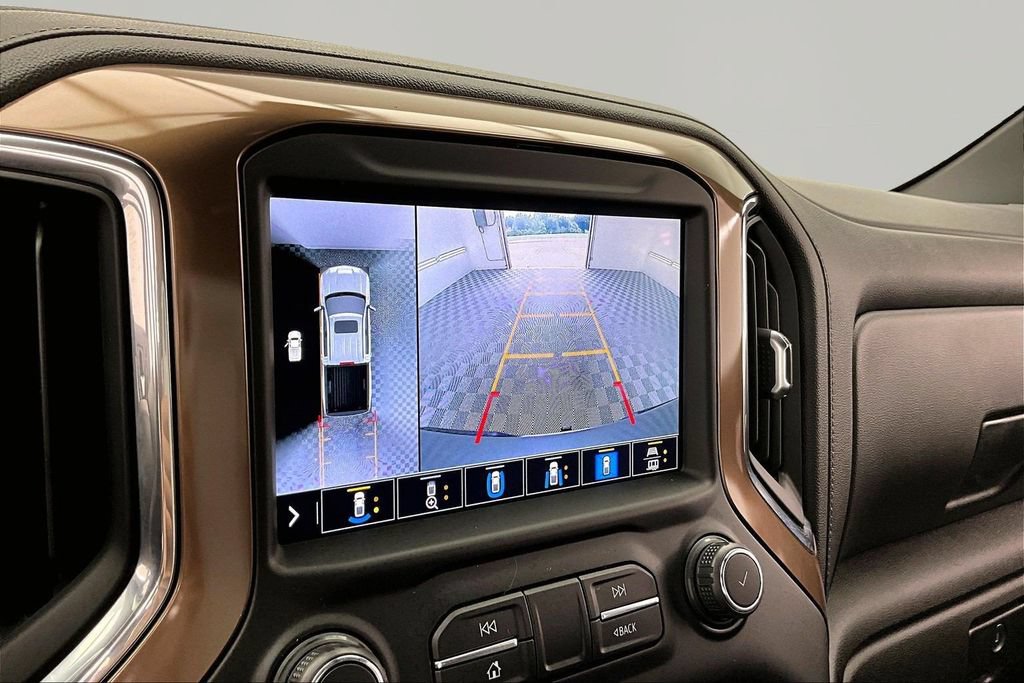 Used 2021 Chevrolet Silverado 1500 High Country w/ Technology Package AWD/4WD image 22