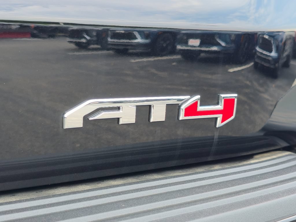 New 2026 GMC Yukon XL AT4 Ultimate AWD/4WD image 36
