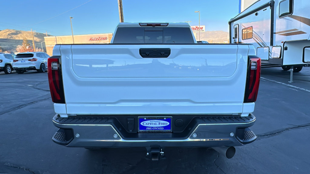 Used 2025 GMC Sierra 2500 SLT w/ SLT Premium Package image 4