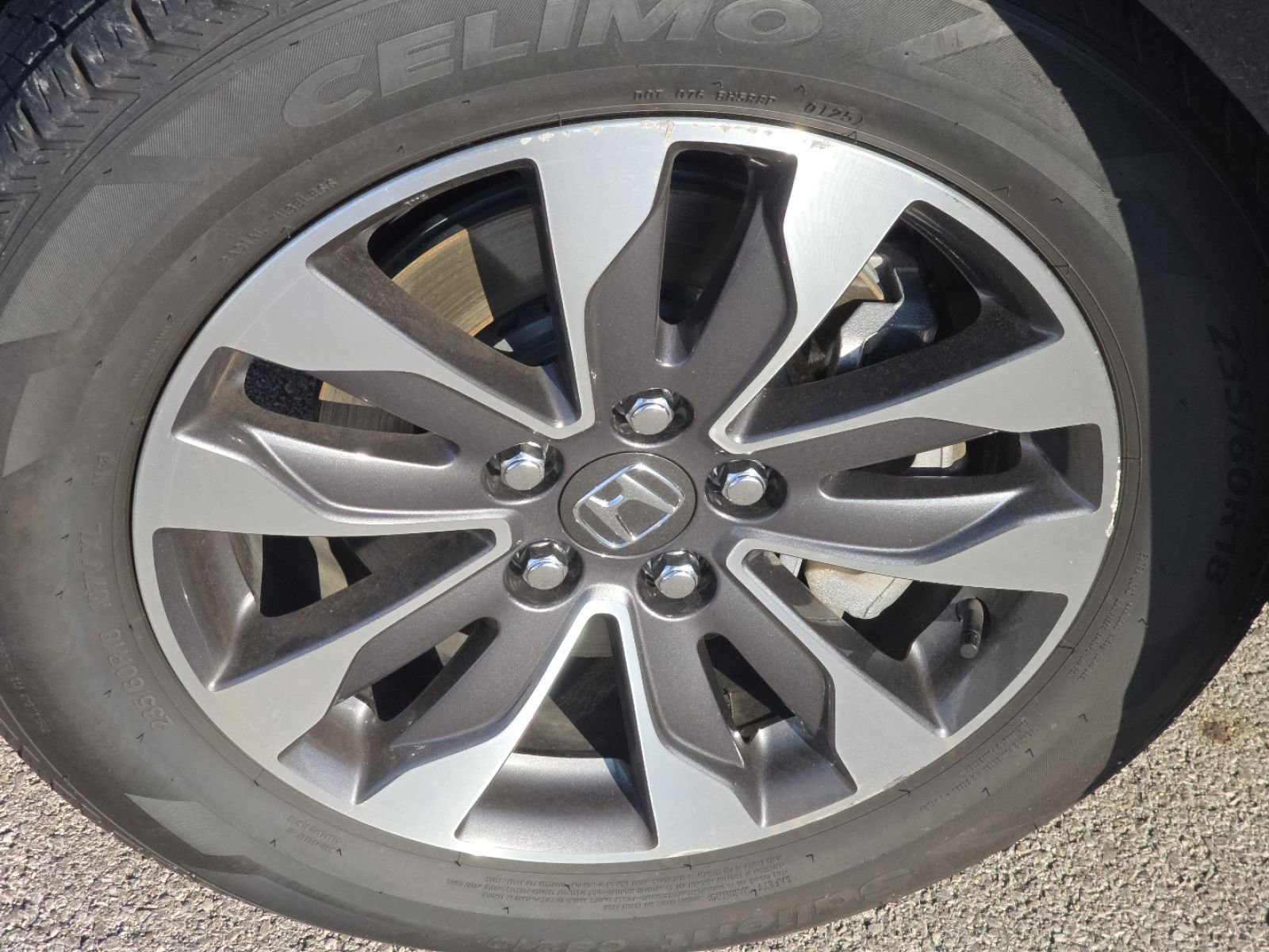 Certified 2024 Honda Odyssey EX-L image 11