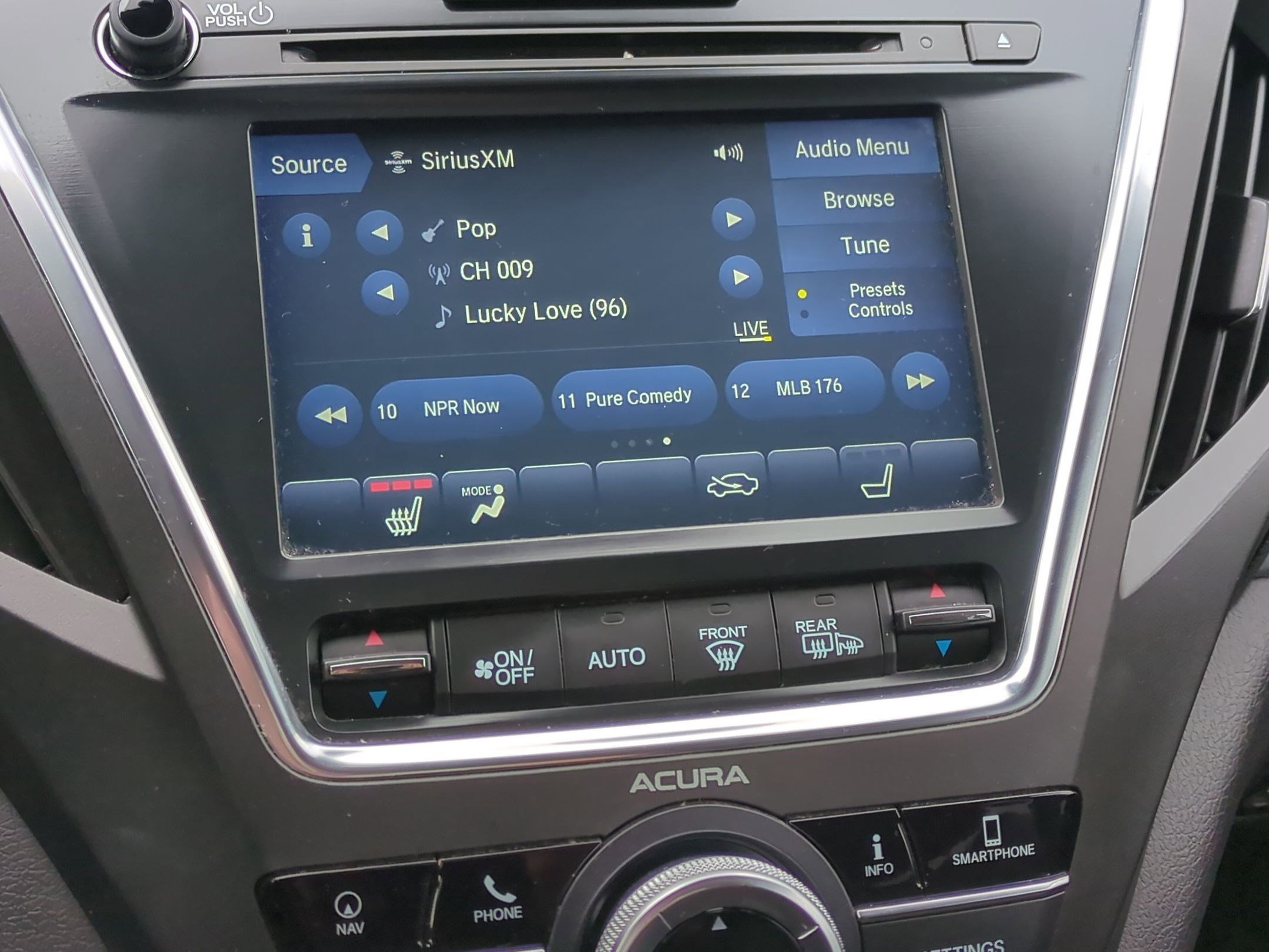 Used 2019 Acura MDX Tech SH-AWD image 25