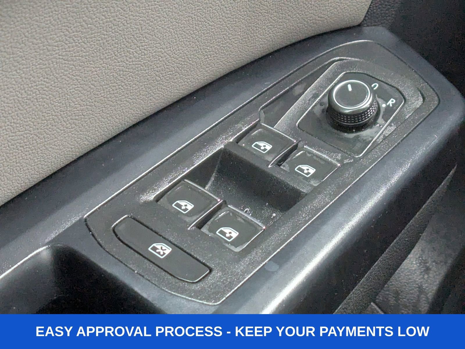 Used 2021 Volkswagen Atlas Cross Sport S image 35