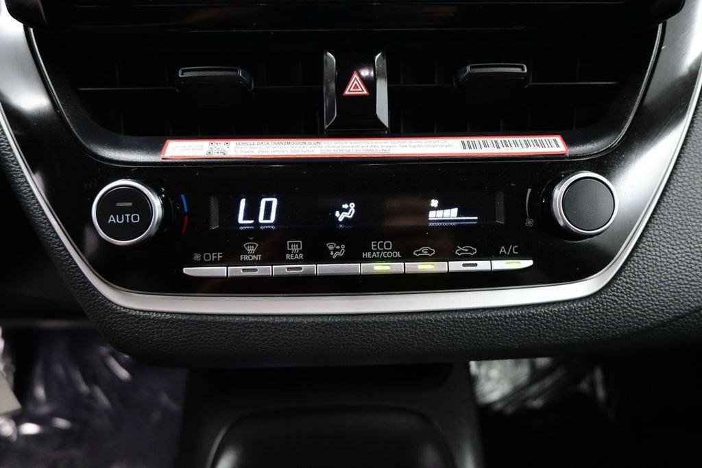 Used 2025 Toyota Corolla LE FWD image 19