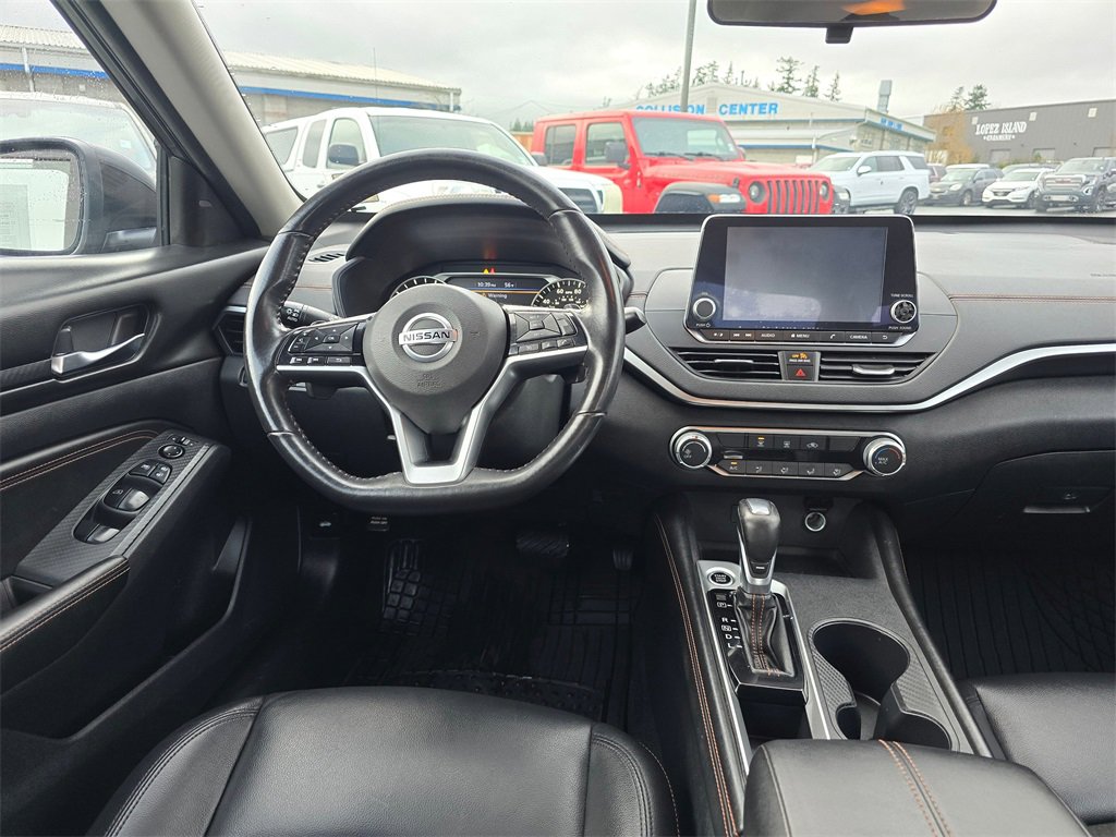 Used 2020 Nissan Altima 2.5 SR image 13