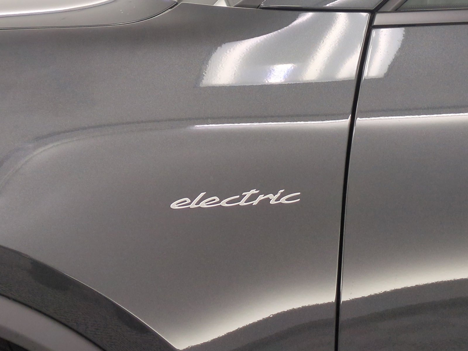 New 2026 Porsche Macan 4 Electric AWD/4WD image 18