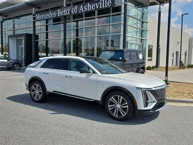 Used 2024 Cadillac Lyriq Luxury
