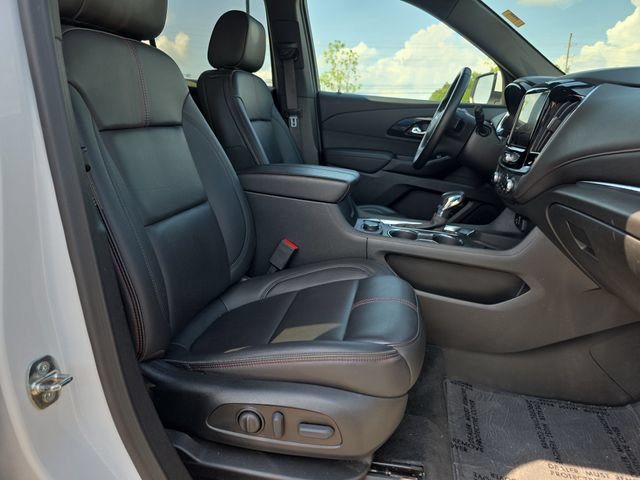 Used 2023 Chevrolet Traverse RS AWD/4WD image 16