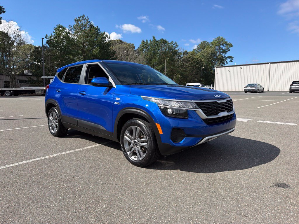 Certified 2023 Kia Seltos LX AWD/4WD image 4