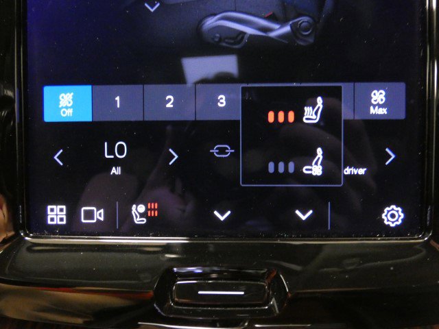 Used 2023 Volvo XC60 B5 Ultimate w/ Climate Package image 51