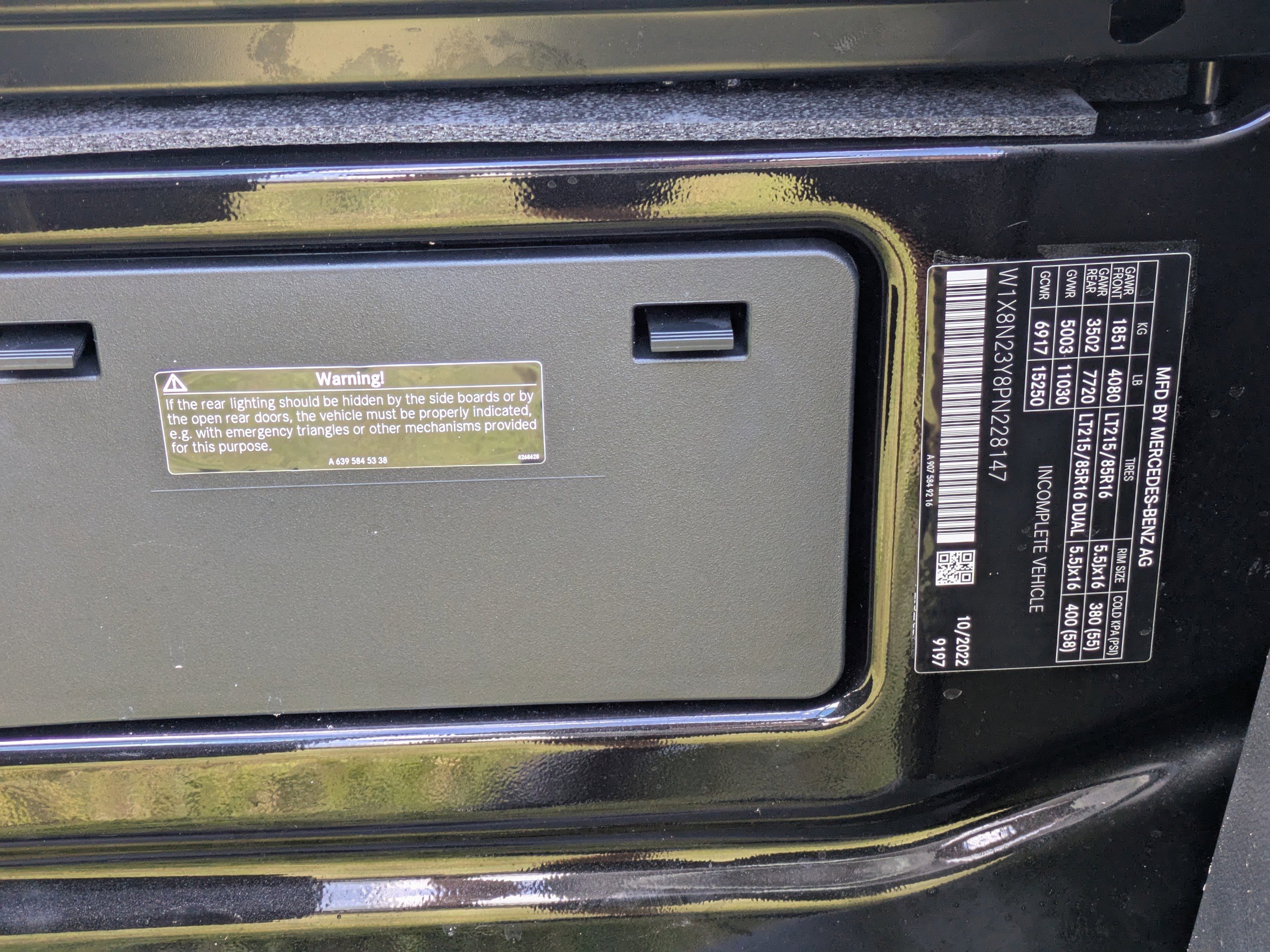 Used 2023 Mercedes-Benz Sprinter 3500 image 15