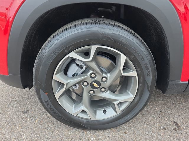 New 2026 Chevrolet Trax LT w/ Driver Confidence Package image 9