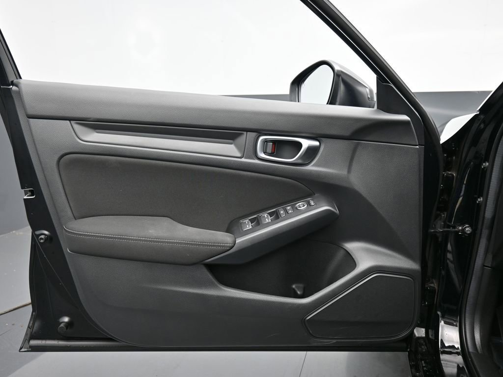 Certified 2025 Honda Civic Sport image 30