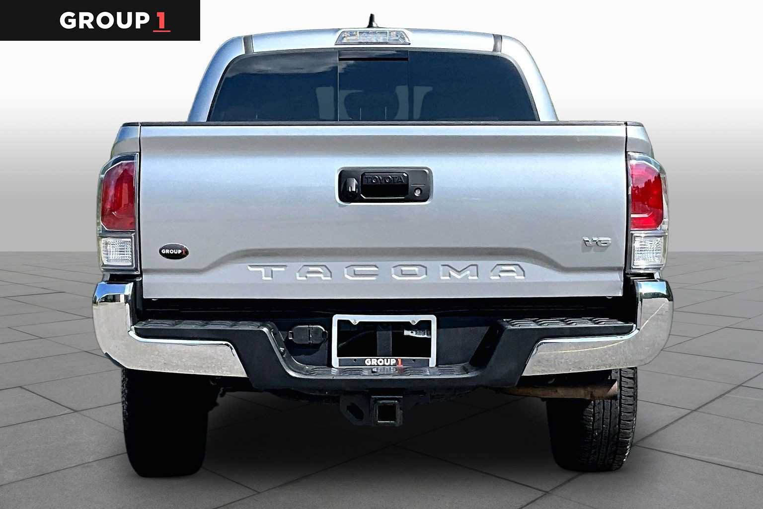 Used 2023 Toyota Tacoma TRD Off-Road AWD/4WD image 5