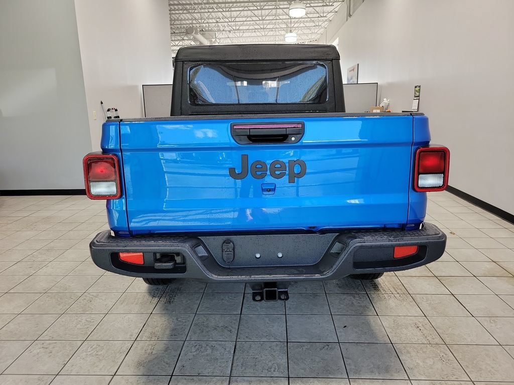New 2025 Jeep Gladiator Sport AWD/4WD image 6