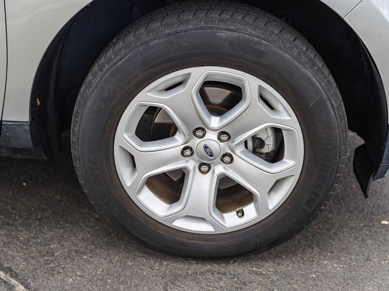 Used 2014 Ford Edge SEL w/ Equipment Group 204A FWD image 12