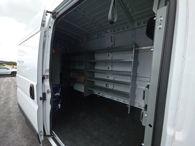 Used 2025 RAM ProMaster 3500 FWD image 21
