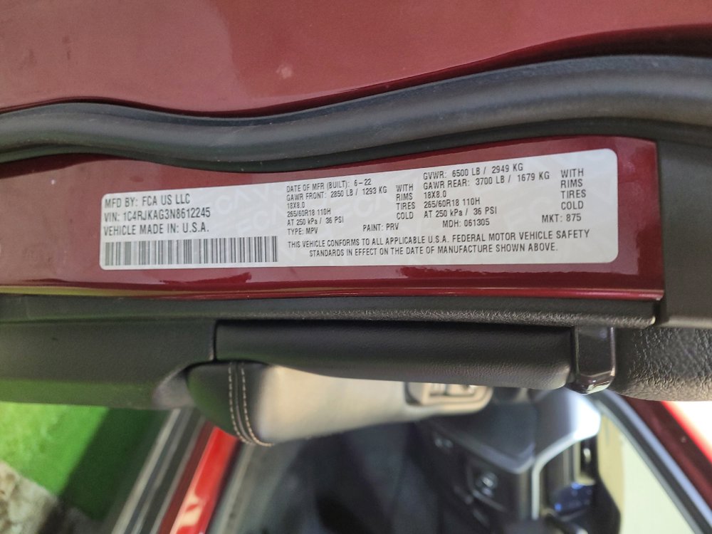 Used 2022 Jeep Grand Cherokee L Laredo w/ Luxury Tech Group I image 33