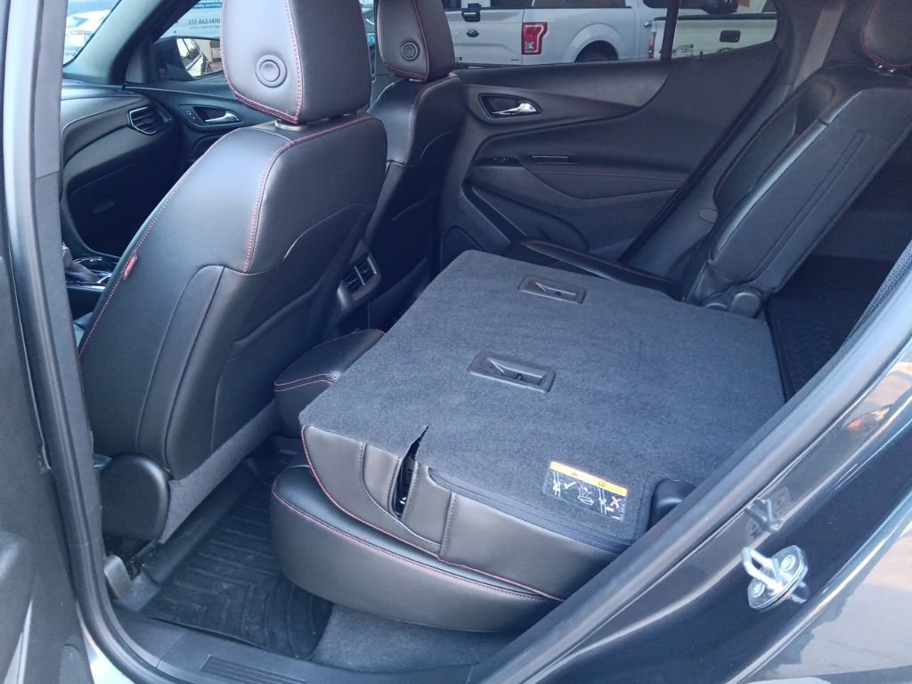 Used 2022 Chevrolet Equinox RS w/ RS Leather Package FWD image 30