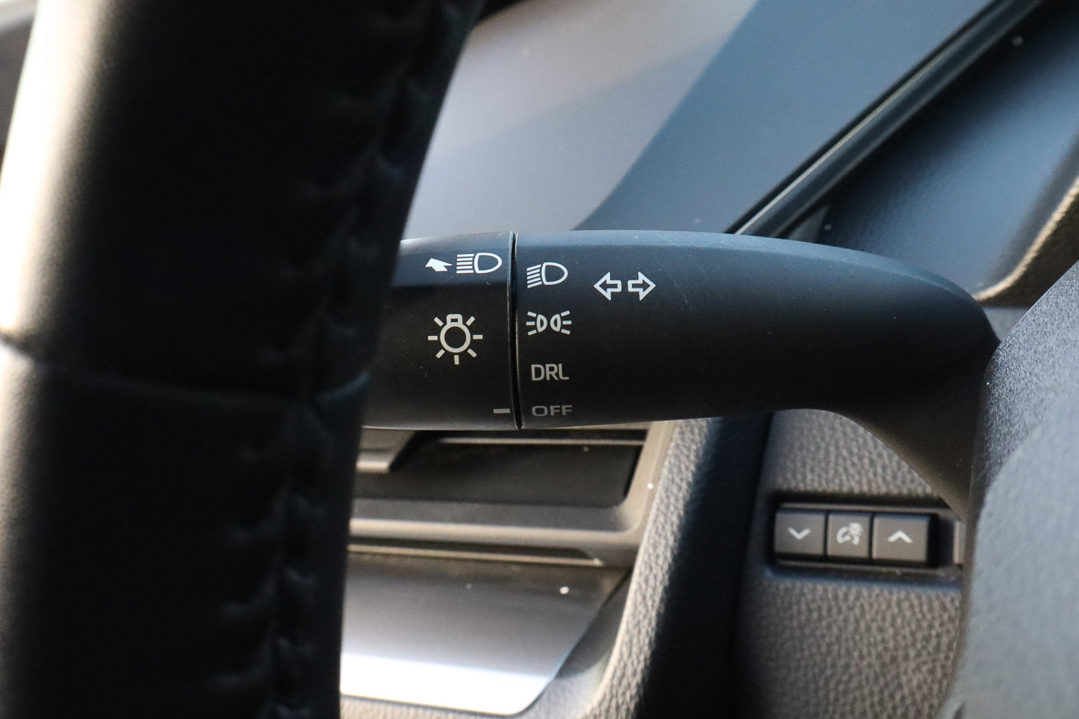 Used 2024 Toyota Prius LE image 15