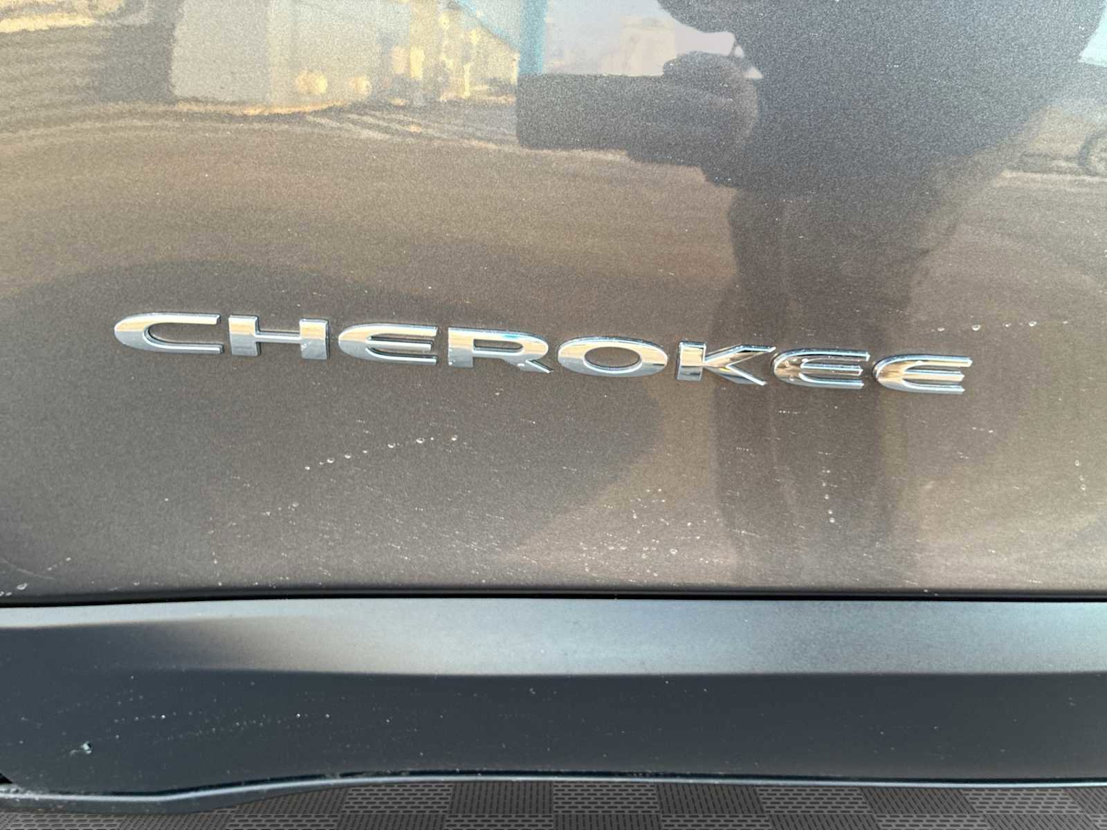 Used 2021 Jeep Cherokee Latitude Lux w/ Sun & Sound Group image 32