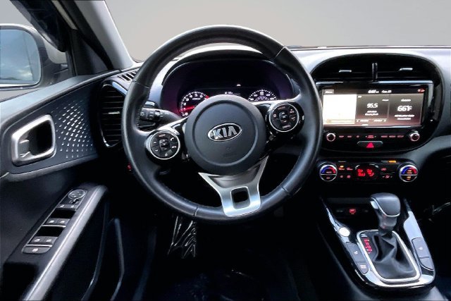 Used 2020 Kia Soul EX FWD image 5