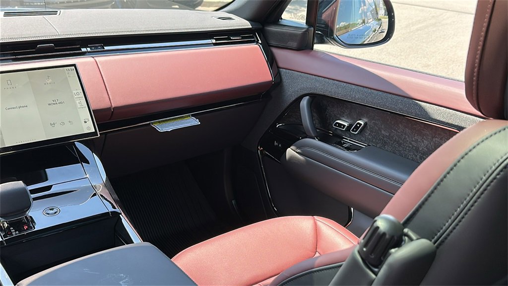 New 2025 Land Rover Range Rover Sport Dynamic SE image 26