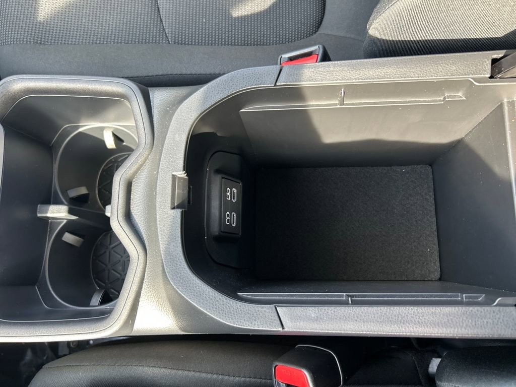 Certified 2025 Toyota RAV4 LE image 24