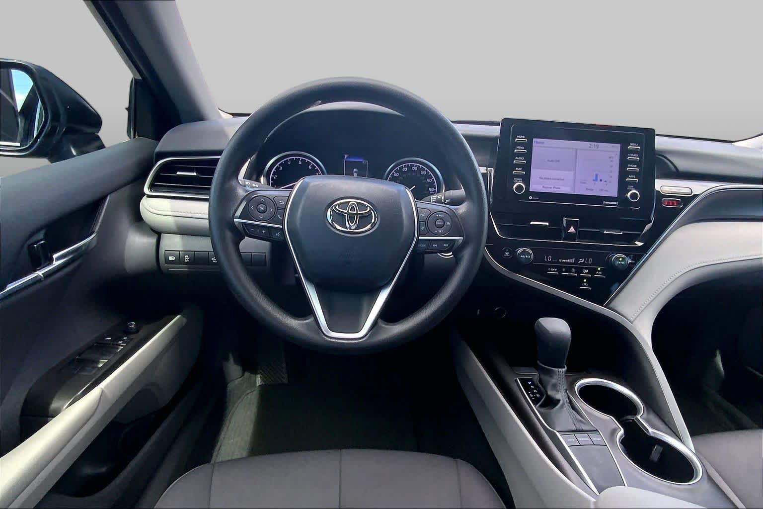 Used 2024 Toyota Camry LE w/ Convenience Package FWD image 6