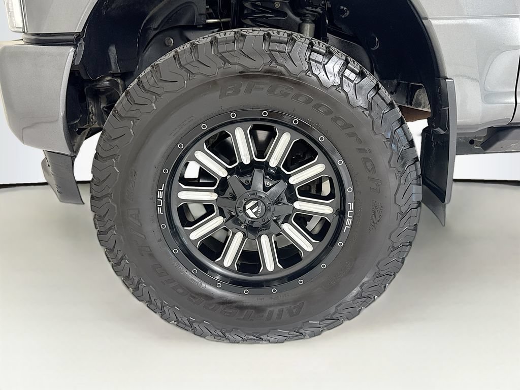 Used 2019 Ford F350 Platinum w/ Platinum Ultimate Package AWD/4WD image 31