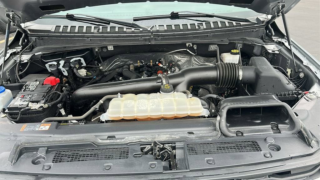 Used 2024 Ford Expedition XLT image 34