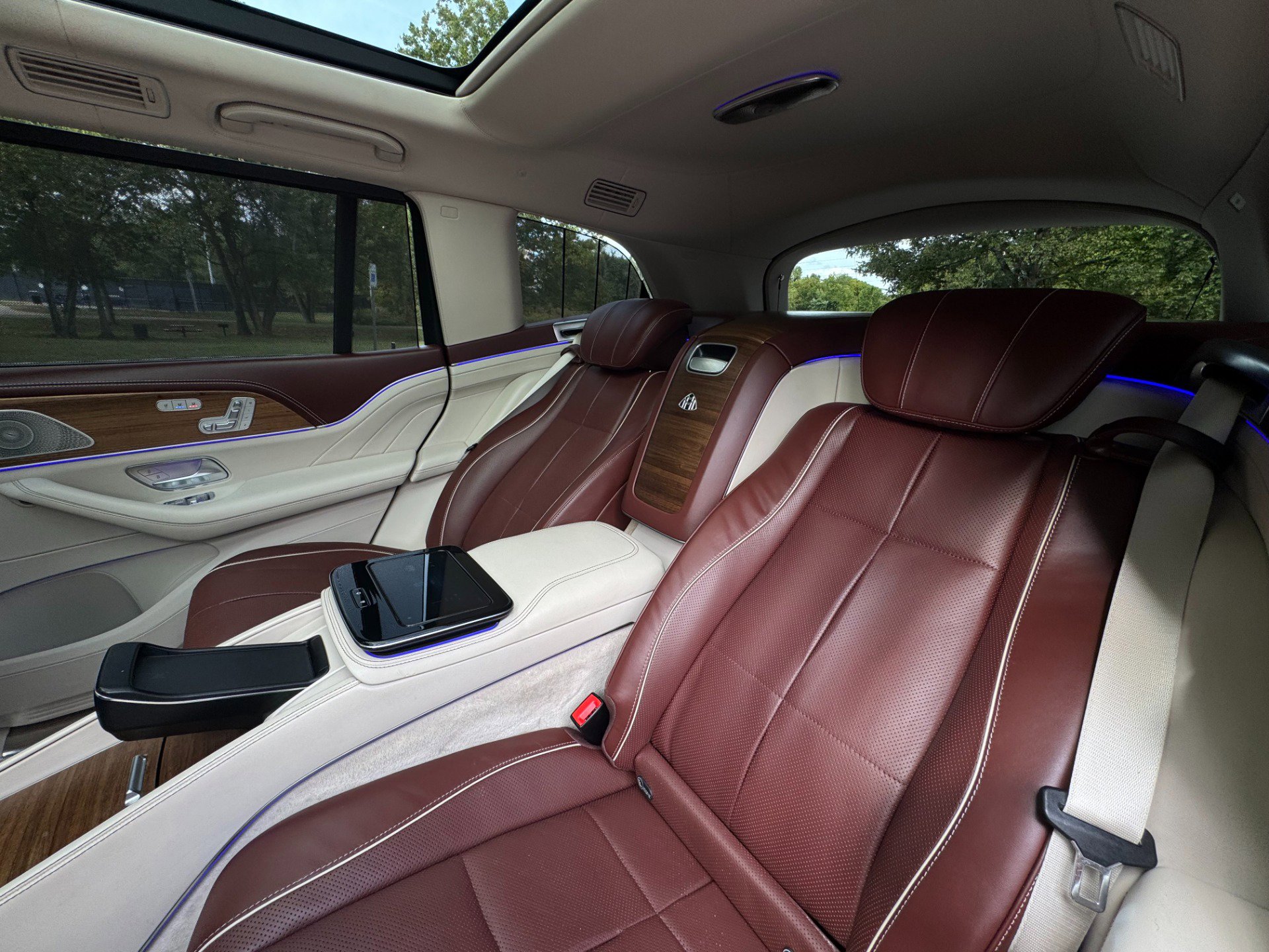 Used 2023 Mercedes-Benz Maybach GLS 600 4MATIC image 65